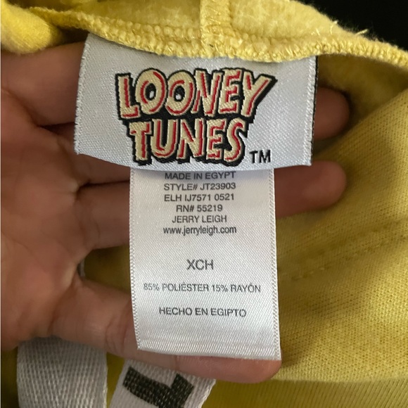 Looney tunes cropped sweater super soft - Picture 4 of 4
